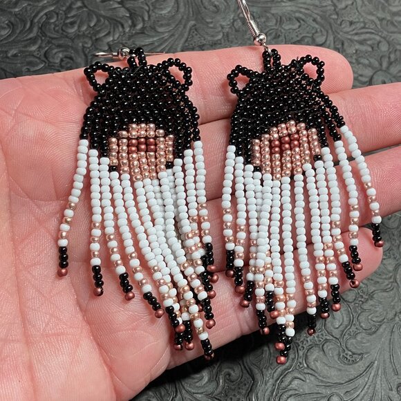 Dangly Bear Beaded Earrings - Picture 1 of 5